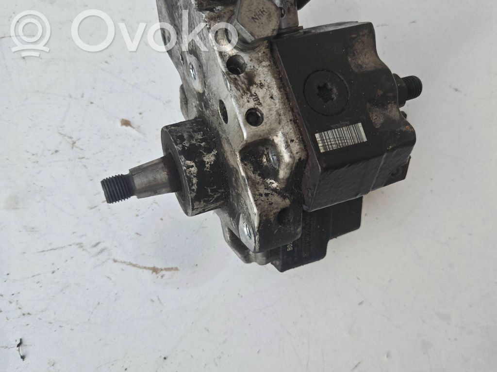 Audi A6 S6 C6 4F Polttoaineen ruiskutuksen suurpainepumppu 