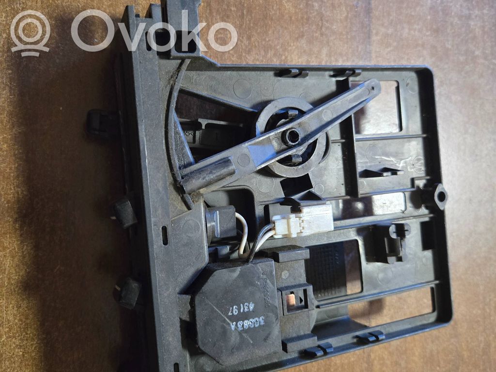 Nissan Terrano Climate control unit 