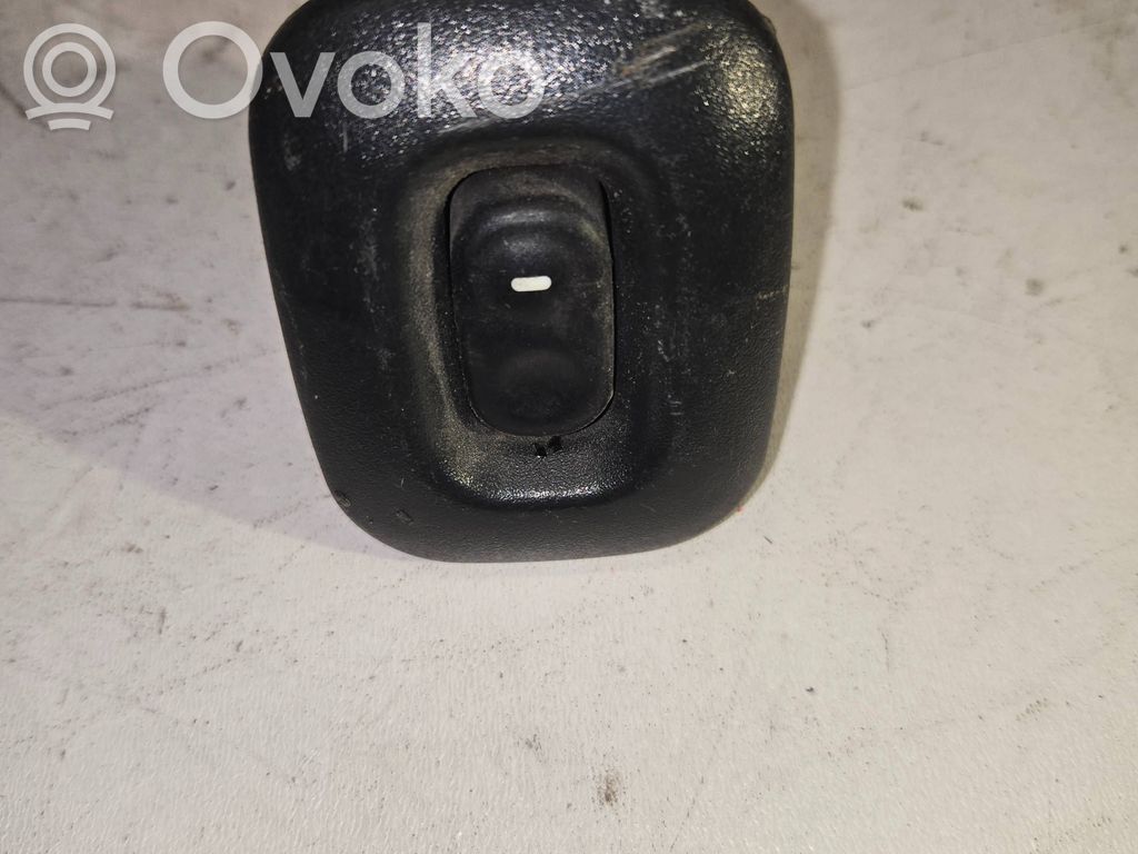 Nissan Terrano Electric window control switch 