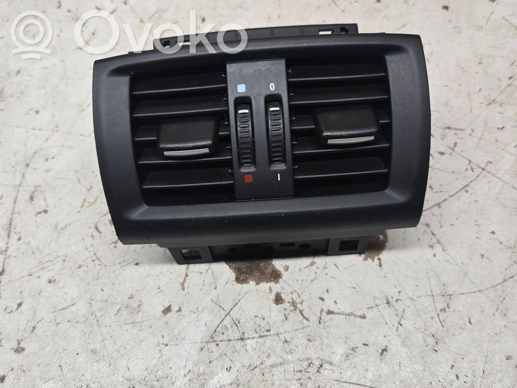 BMW X3 F25 Rejilla de ventilación trasera 