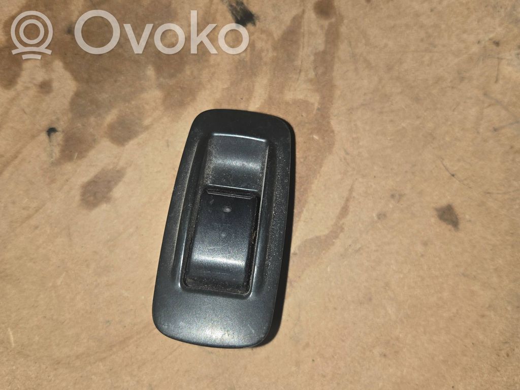 Toyota Corolla Verso E121 Electric window control switch 