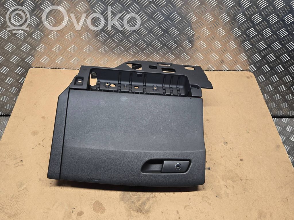 Audi A4 S4 B9 Juego guantera 