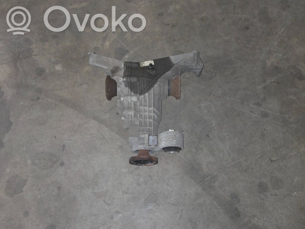 Audi A4 S4 B9 Galinis reduktorius 
