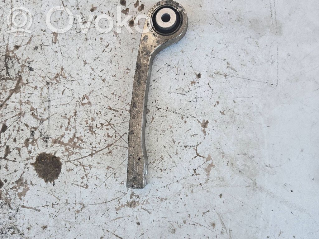 Audi A4 S4 B9 Takakallistuksenvaimentajan tanko 