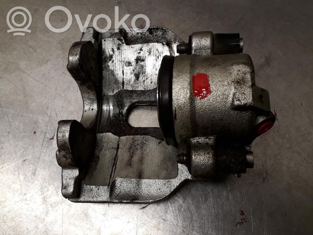 Audi A4 S4 B5 8D Bremssattel vorne