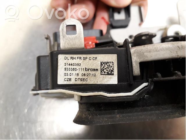 Volvo V40 Etuoven lukko