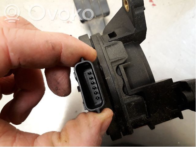 Dacia Sandero Gaspedal