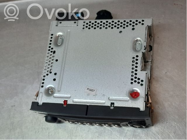 Peugeot 207 Radio / CD-Player / DVD-Player / Navigation