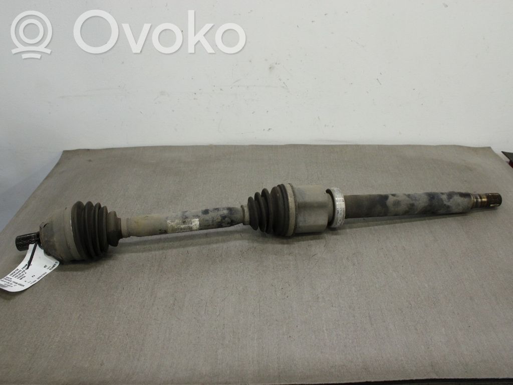 Volvo V50 Półoś przednia 