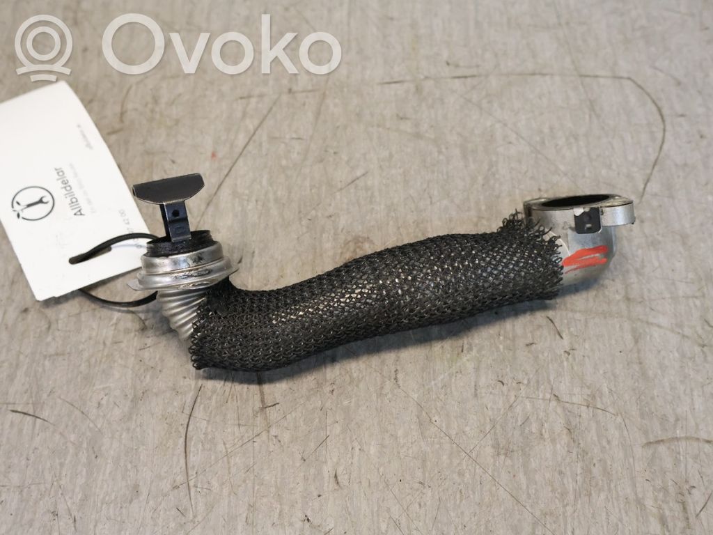 Volvo V40 AGR Abgasrückführung Leitung / Schlauch 