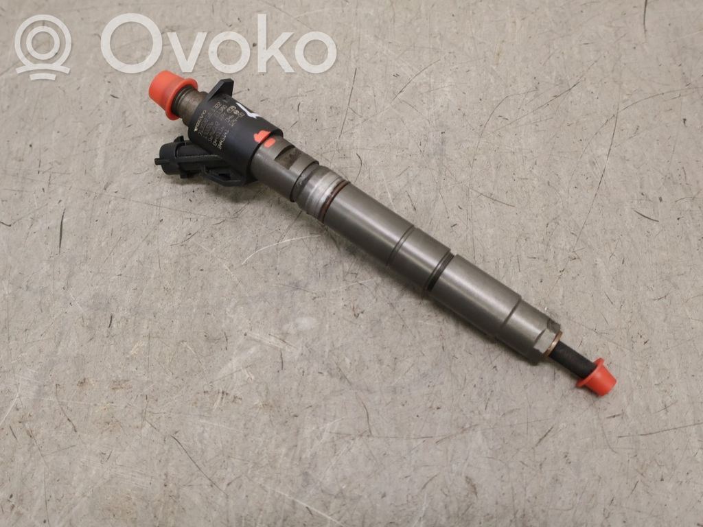 Volvo V40 Wtryskiwacz paliwa 