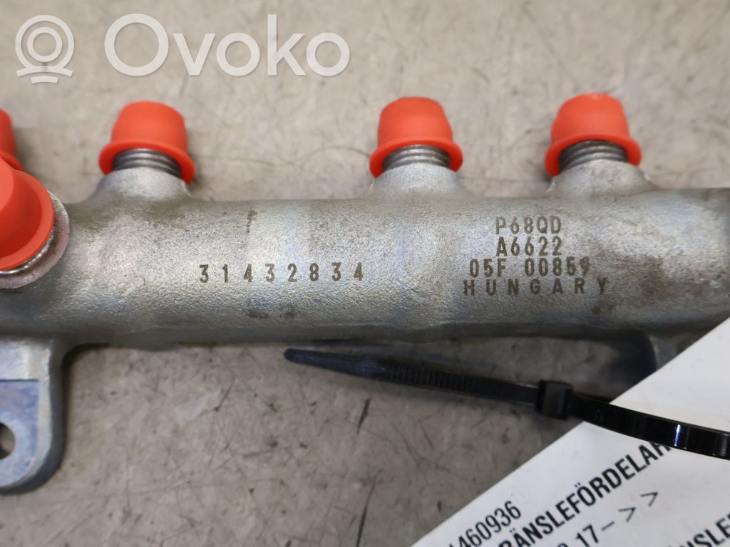 Volvo S90, V90 Listwa wtryskowa 