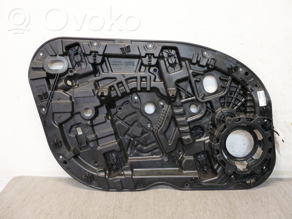 Volvo XC90 Mecanismo para subir la puerta delantera sin motor 