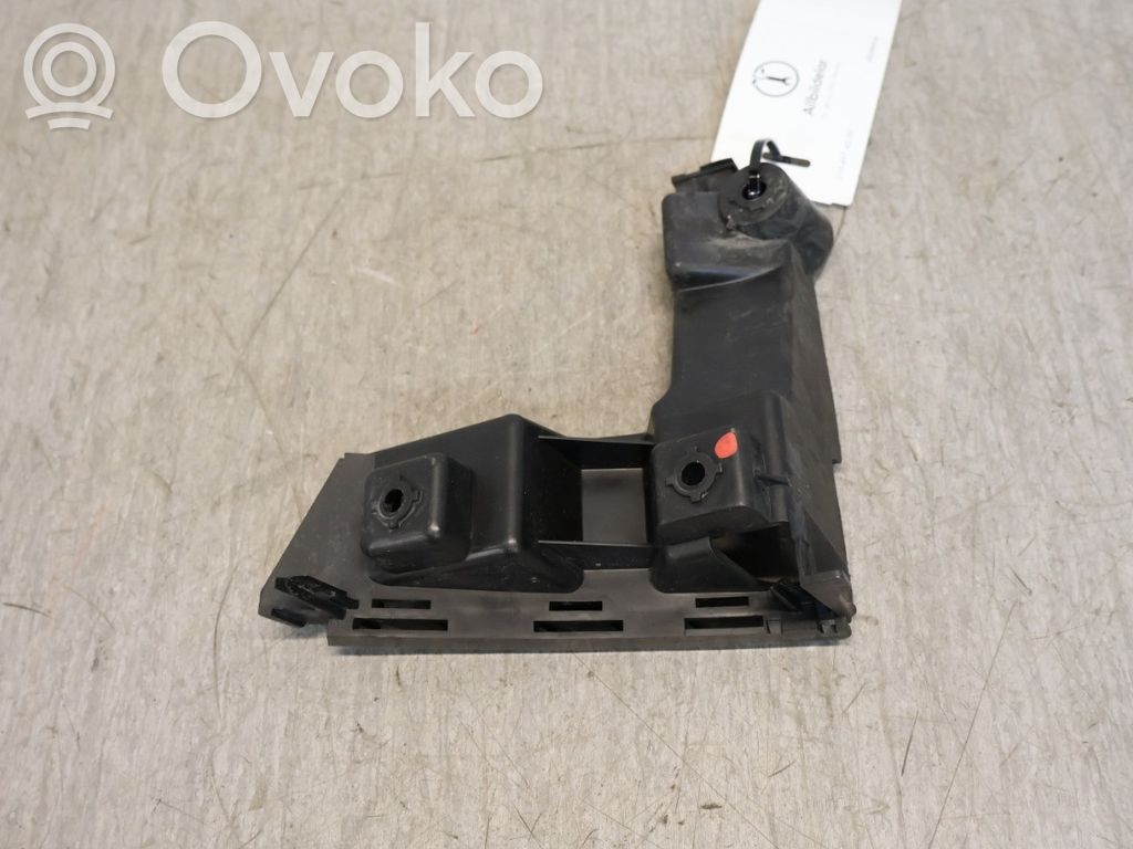 Volvo V70 Uchwyt / Mocowanie zderzaka tylnego