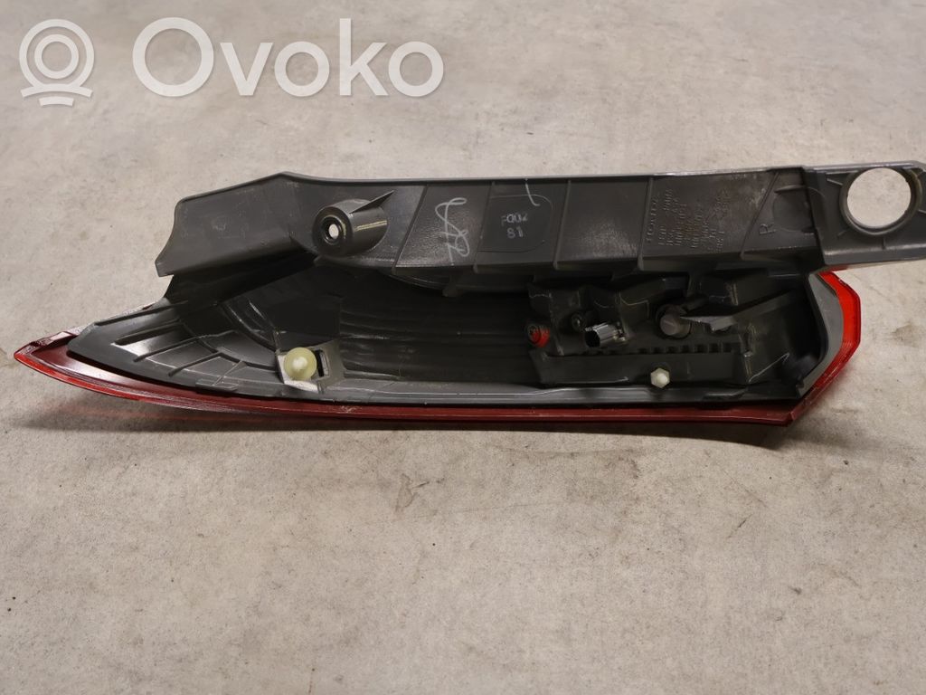 Honda CR-V Luci posteriori 