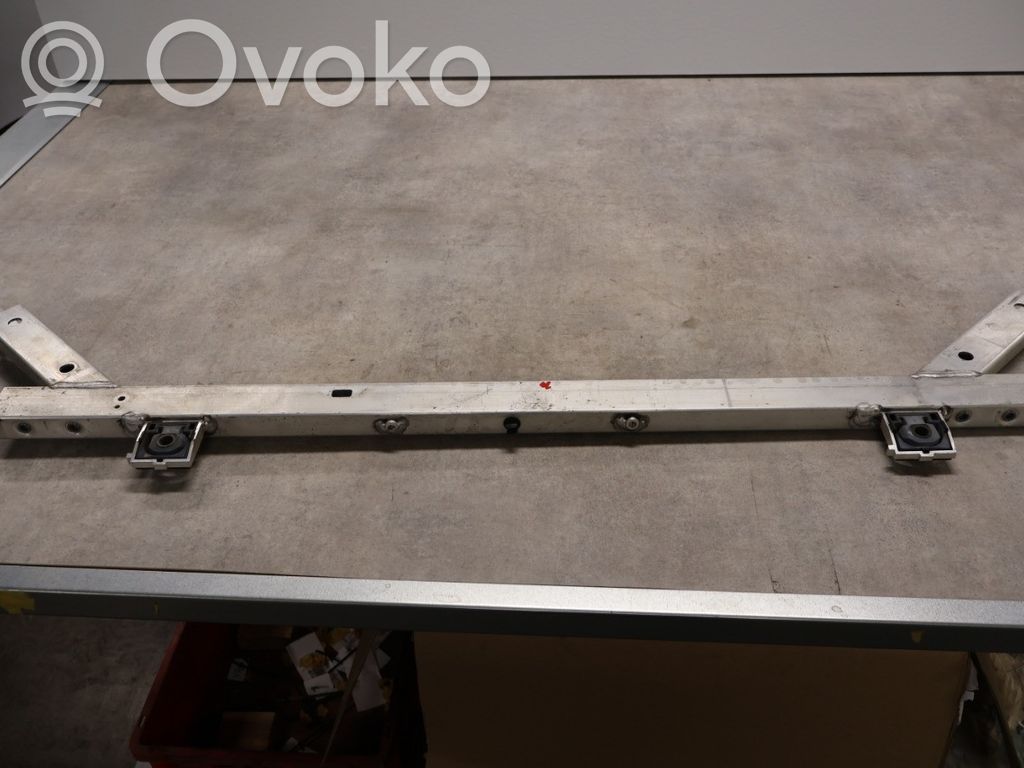 Volvo XC90 Halterung Schlossträger Frontträger Frontmaske 