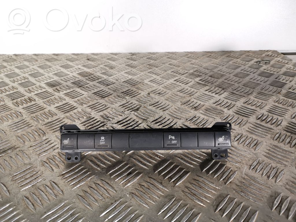 Jeep Grand Cherokee (WK) Seat heating switch 