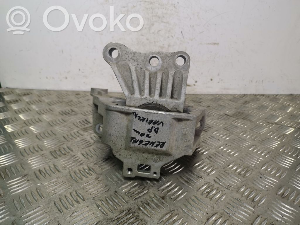 Jeep Renegade Engine mount bracket 