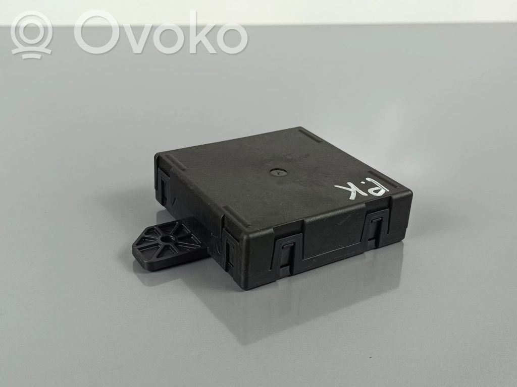 Door control unit/module   P68316561AD