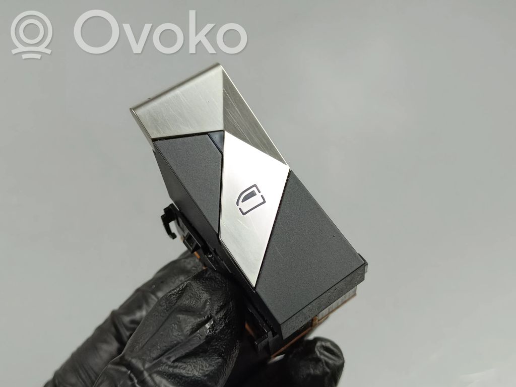 DS Automobiles 7 Crossback Electric window control switch 