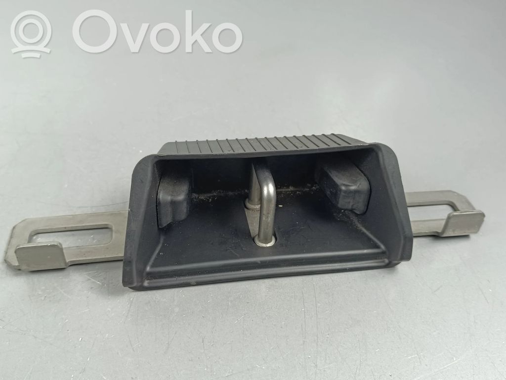 Polestar 2 Tie down hook / loop 
