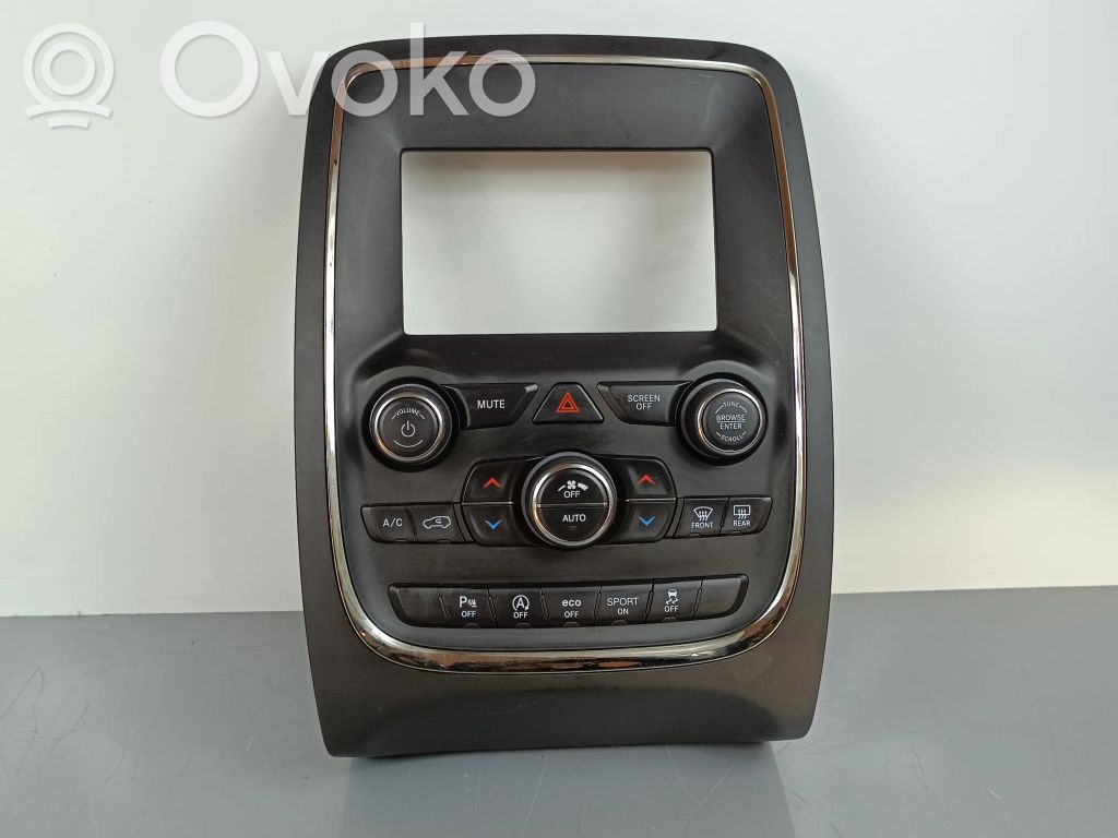 Dodge Durango Radio/GPS head unit trim 