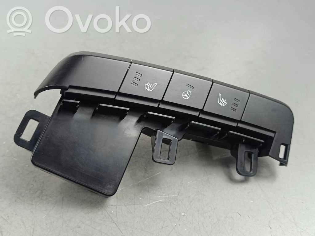 Seat heating switch   93300CV820