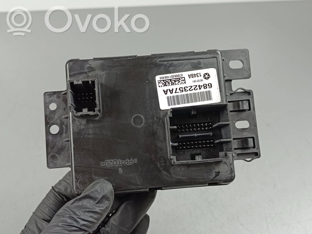Autres unités de commande / modules   68422357AA,1348A,16737101