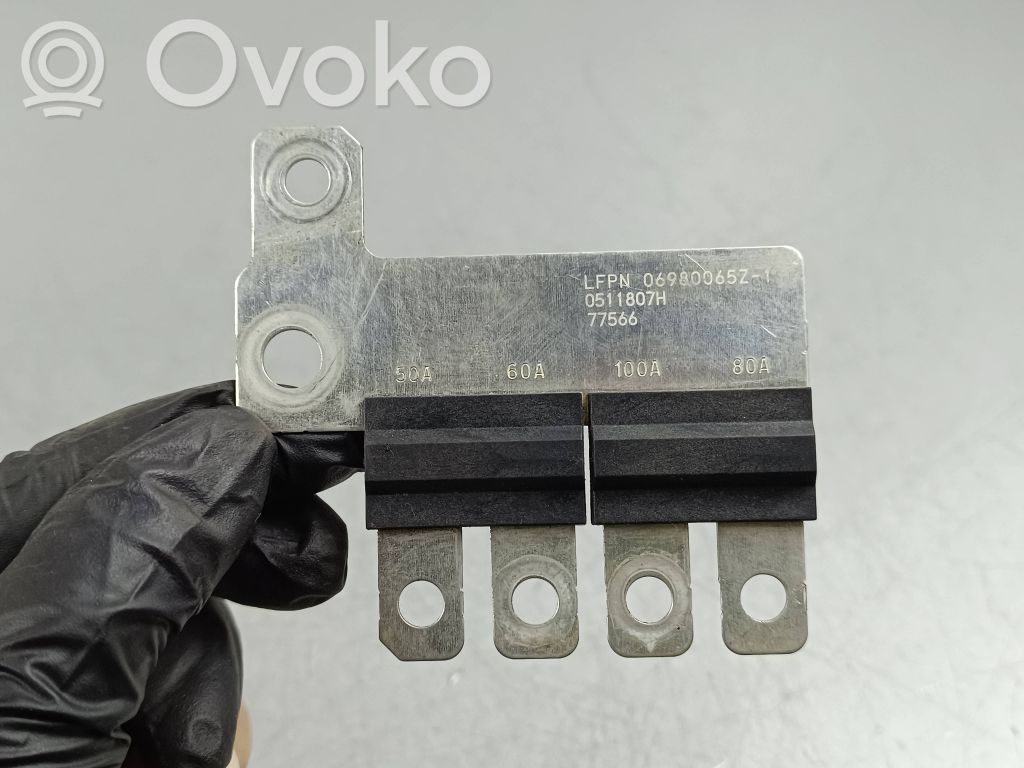 Cableado positivo   069800657,77566,0511807H