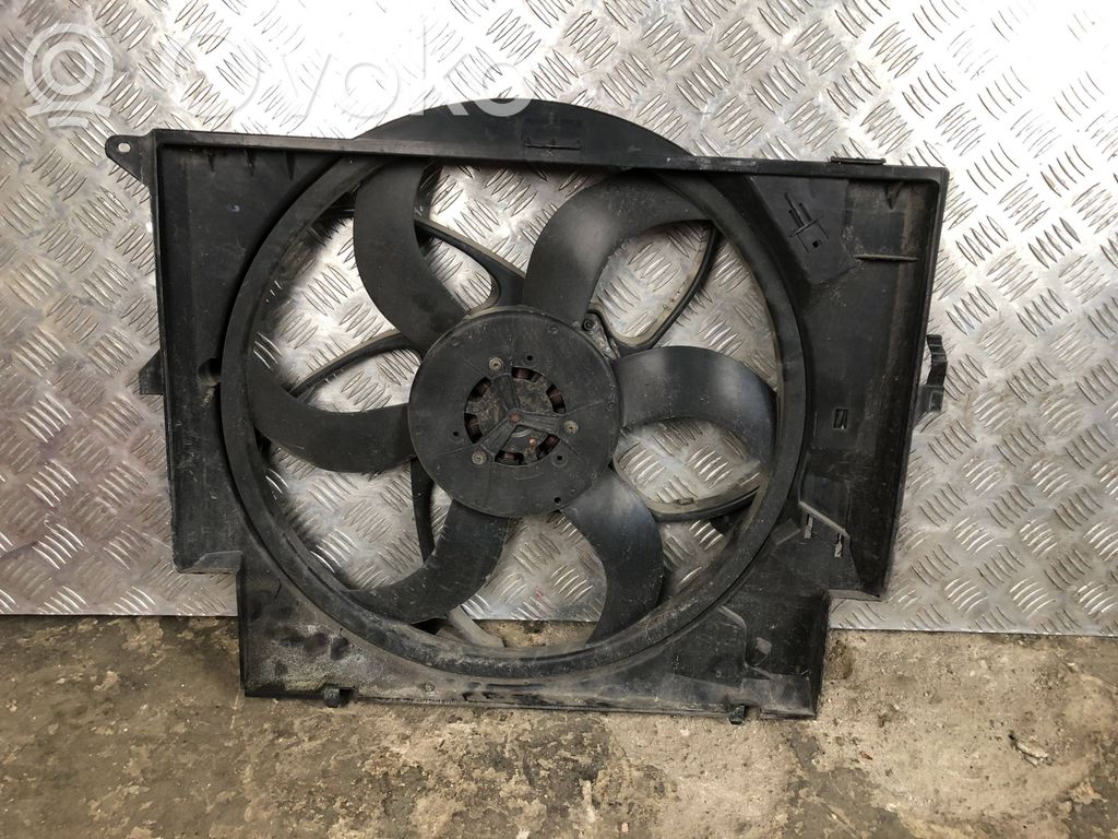 BMW 3 E90 E91 Elektrisks radiatoru ventilators 