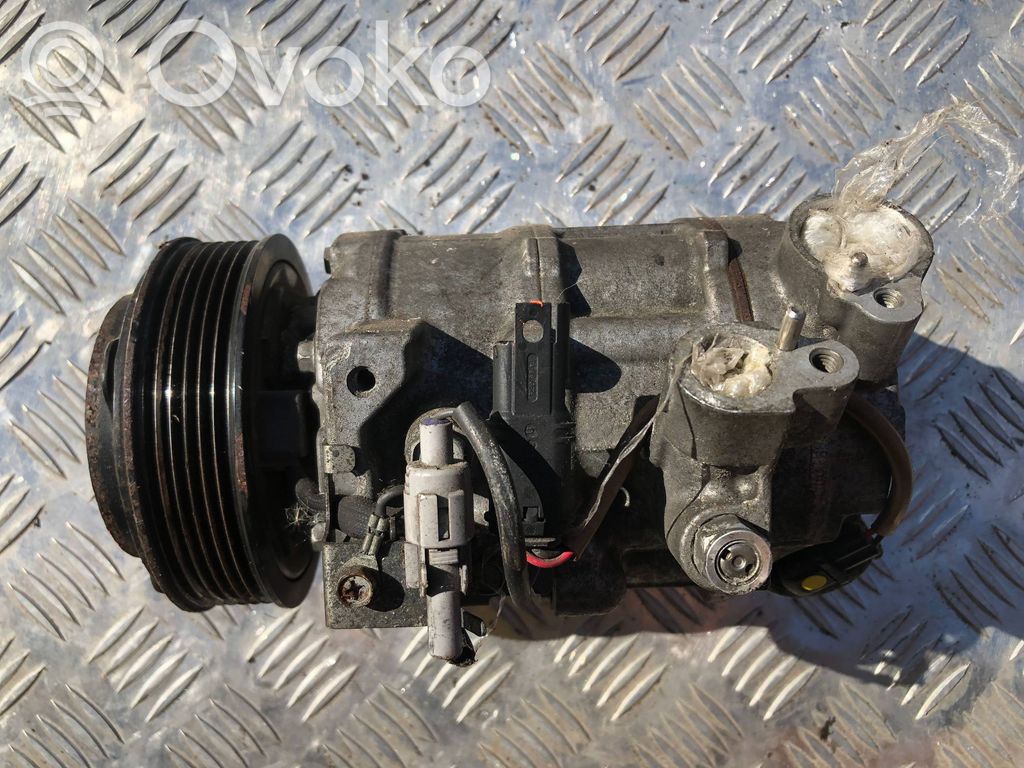 BMW 3 F30 F35 F31 Ilmastointilaitteen kompressorin pumppu (A/C) 