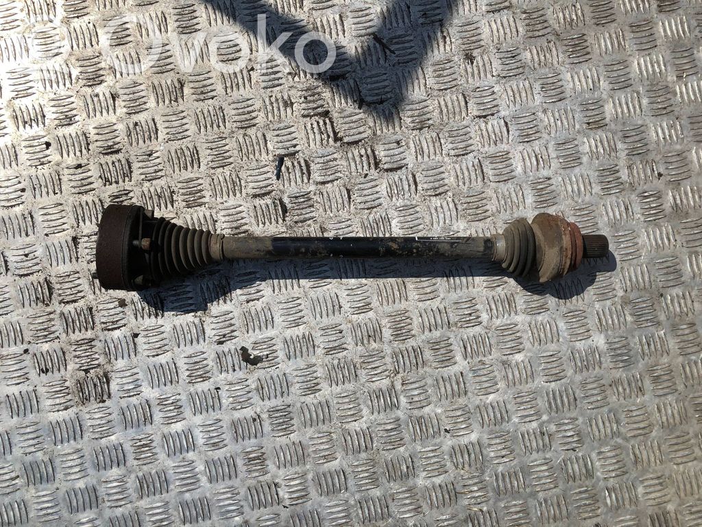 Audi Q3 8U Galinis pusašis 