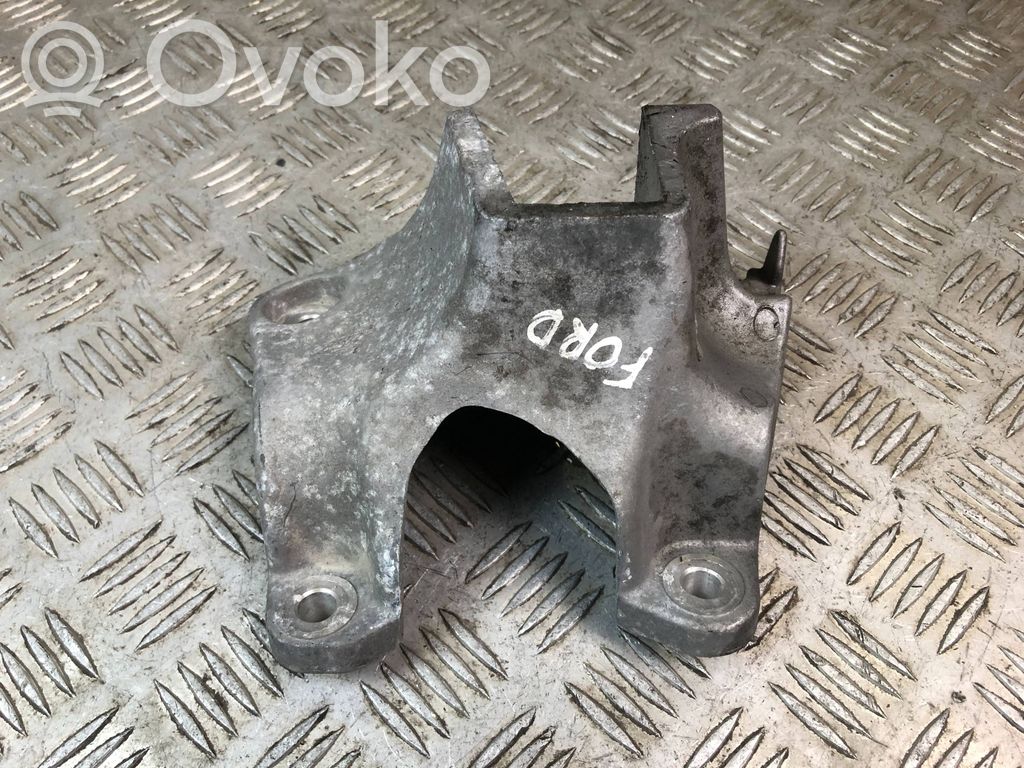 Ford Ranger Engine mounting bracket 