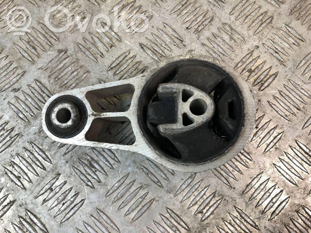 Mini One - Cooper Coupe R56 Engine mount bracket 