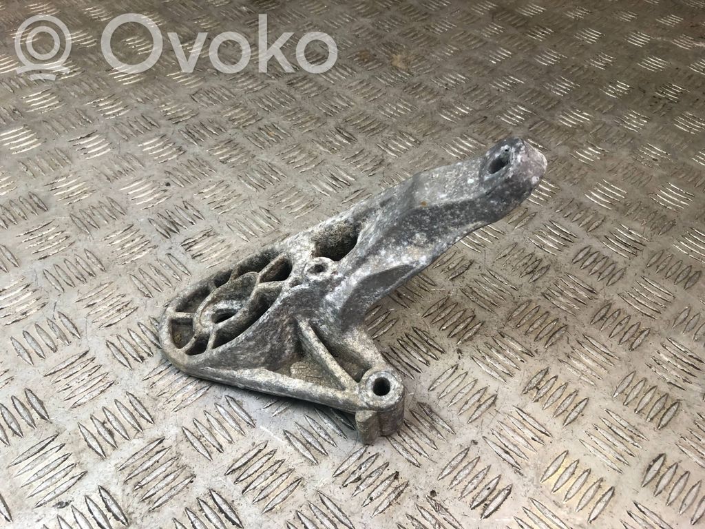 Mini One - Cooper Coupe R56 Gearbox mounting bracket 