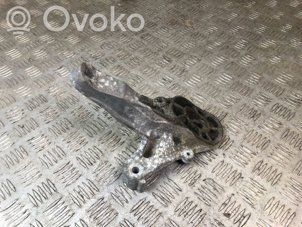 Mini Cooper Countryman R60 Gearbox mounting bracket 