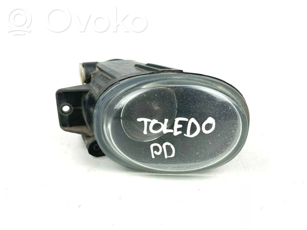 Seat Toledo II (1M) Miglas lukturis priekšā 