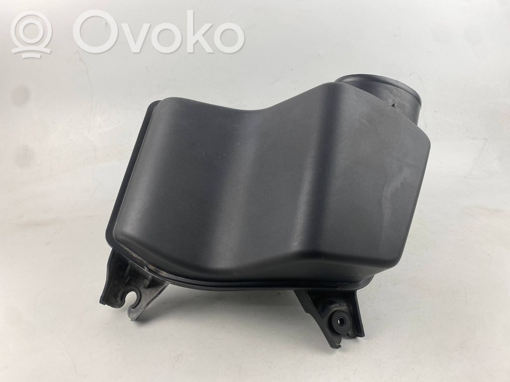 Chrysler Pacifica Intake resonator 