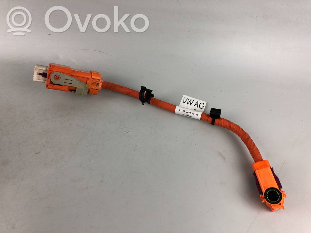 Volkswagen Golf VIII High voltage cable 