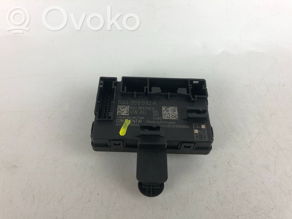 Skoda Superb B8 (3V) Door control unit/module 
