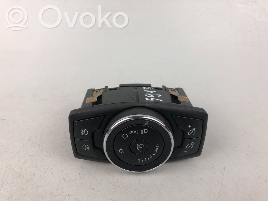 Ford Focus Light switch 