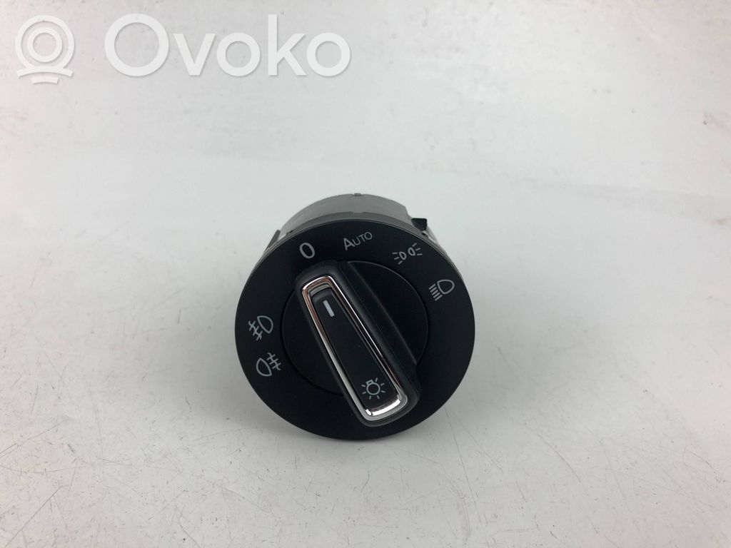 Volkswagen T-Cross Light switch 