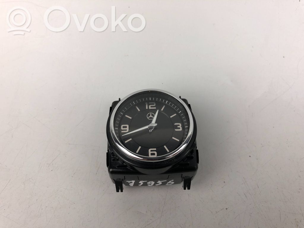Mercedes-Benz E W213 Clock 