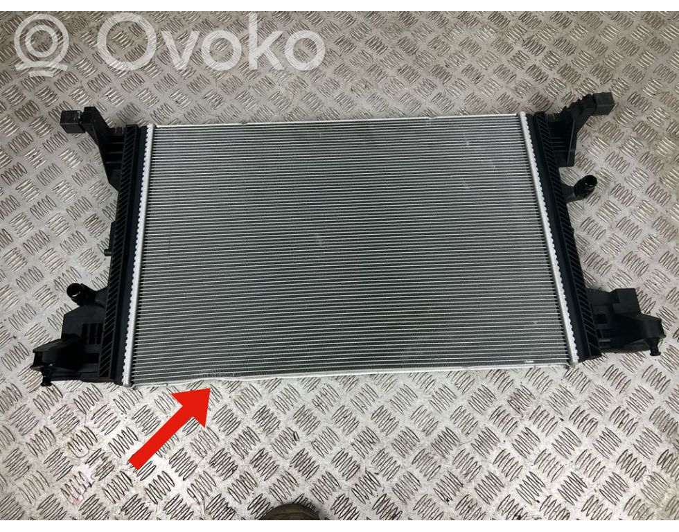 Mercedes-Benz EQA Radiateur de refroidissement 