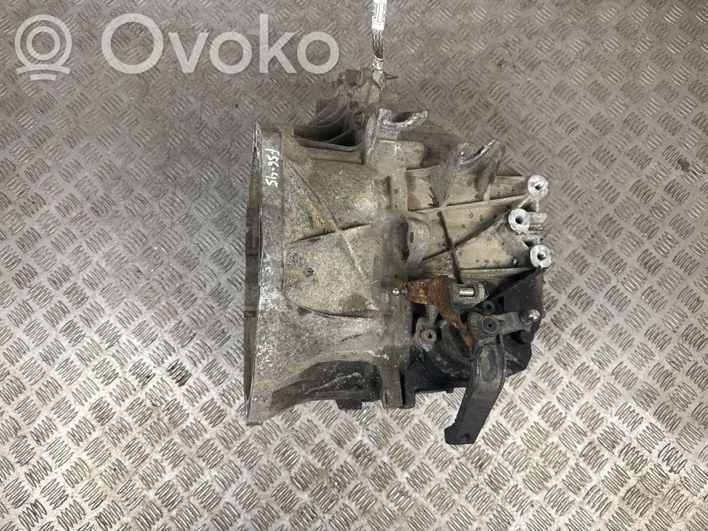 Mini One - Cooper F56 F55 Mechaninė 6 pavarų dėžė 