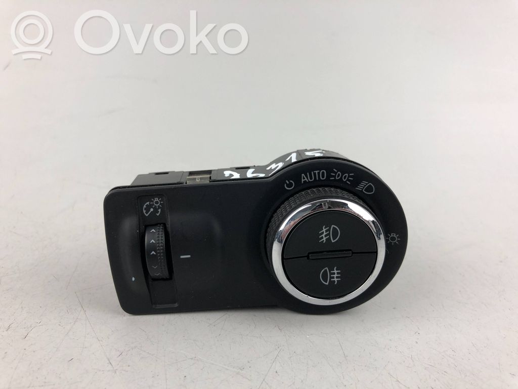 Opel Insignia A Light switch 