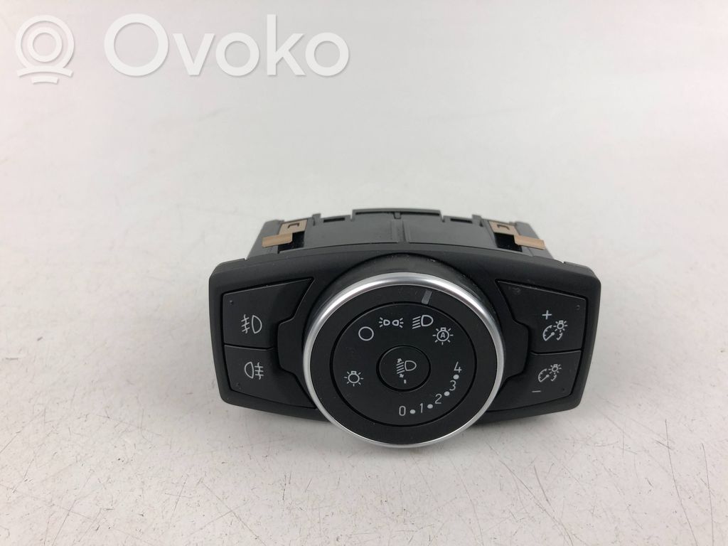 Ford Focus Light switch 