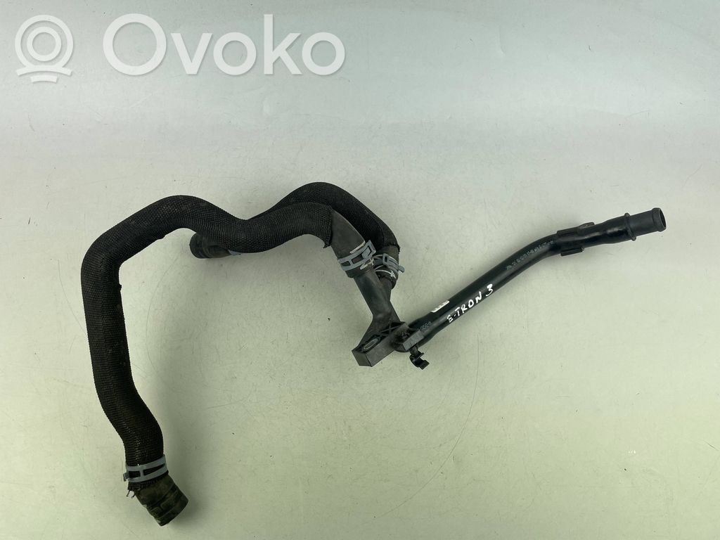 Audi e-tron Engine coolant pipe/hose 