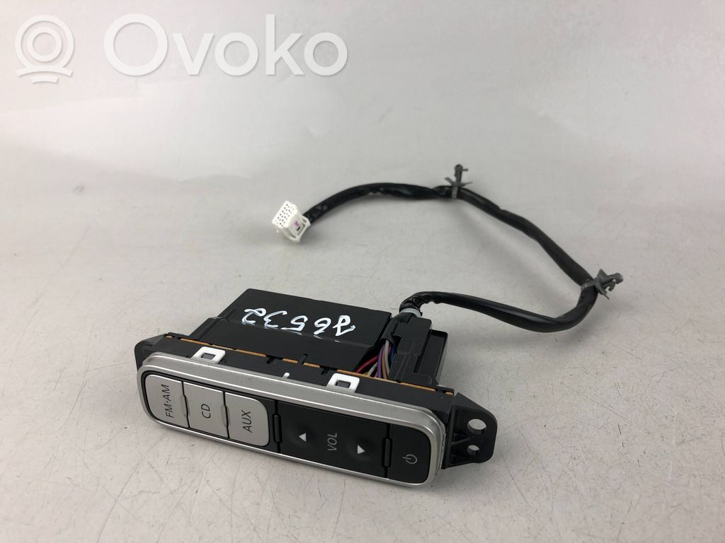 Nissan Leaf I (ZE0) Otros interruptores/perillas/selectores 