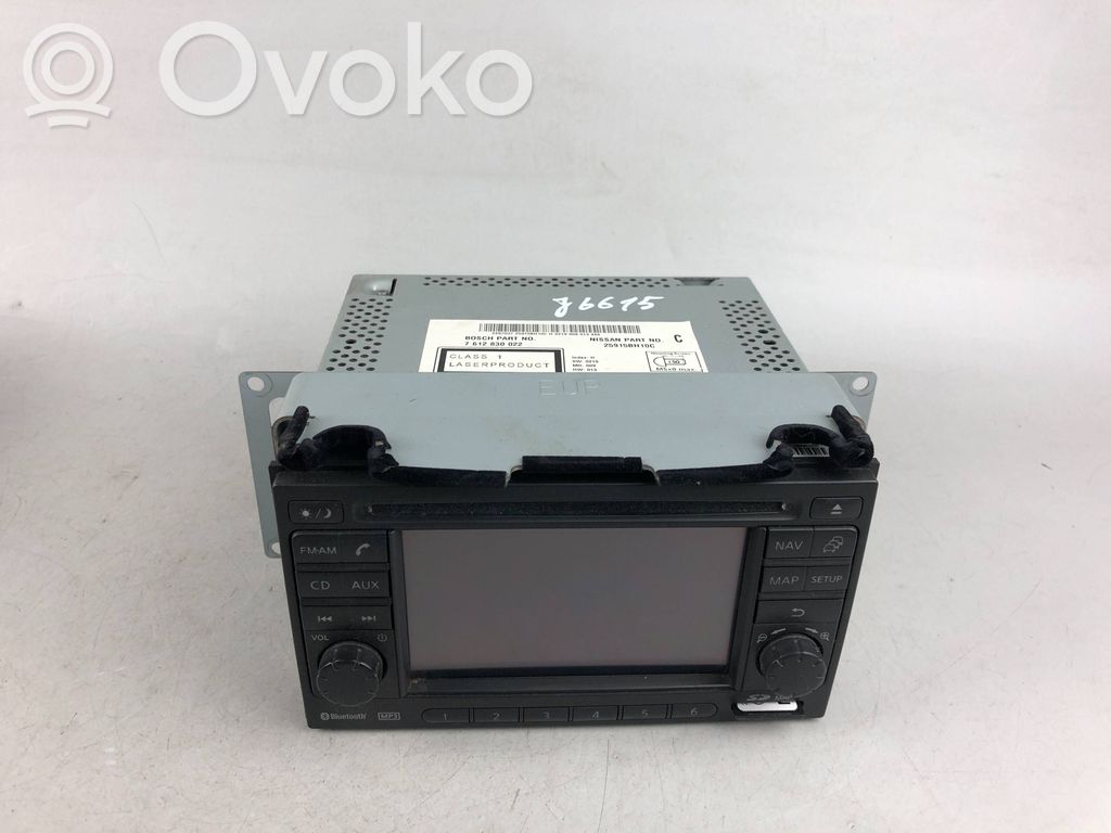 Nissan Qashqai Panel / Radioodtwarzacz CD/DVD/GPS 